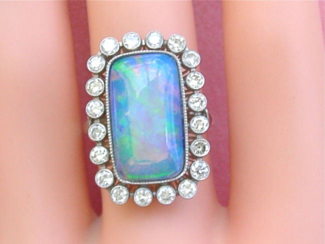 ESTATE EDWARDIAN STYLE 8ct RECTANGLE OPAL 1.20ct (1 of 4)