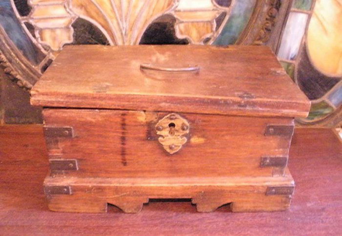 18th -19th c Indian British colonial cash box (1 of 4)