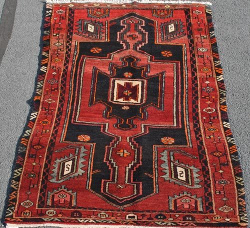 VERY RARE AND UNIQUE SEMI ANTIQUE PERSIAN HAMEDAN 4' X (1 of 4)