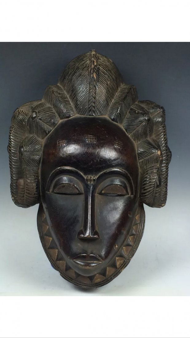 Large Baule Mask (1 of 5)
