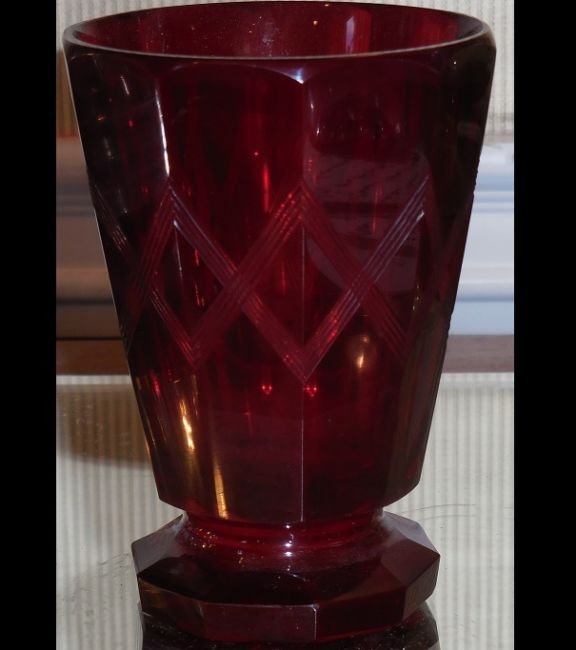 Antique Biedermeier Red Glass Beaker c.1840: Antique Biedermeier Red Glass Beaker IN EXCELLENT CONDITION!!! This lovely beaker is a genuine antique and dates to the early 1800s. It is a spectacular example in fine Austrian crystal. It features a