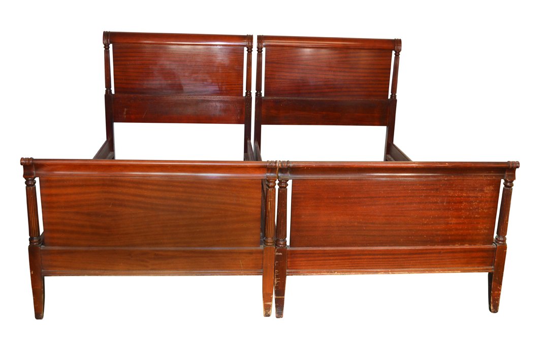 Vintage Pair of Mahogany Duncan Phyfe Twin Size Beds