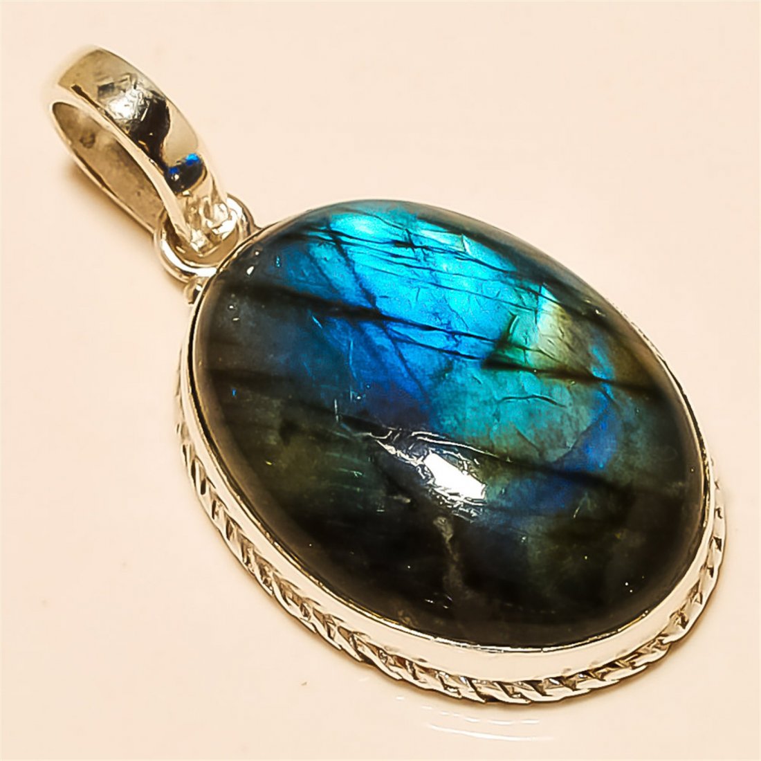 Labradorite Pendant Solid Sterling Silver (1 of 1)