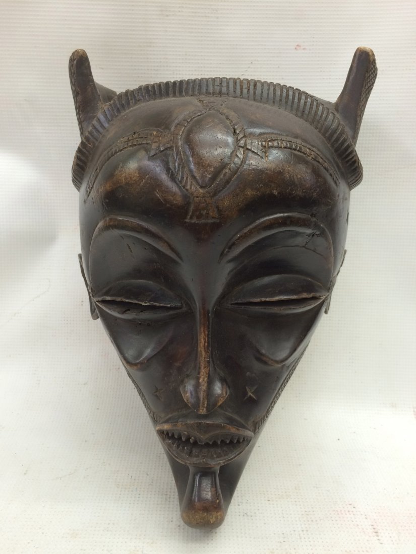 CHOKWE MASK (1 of 5)
