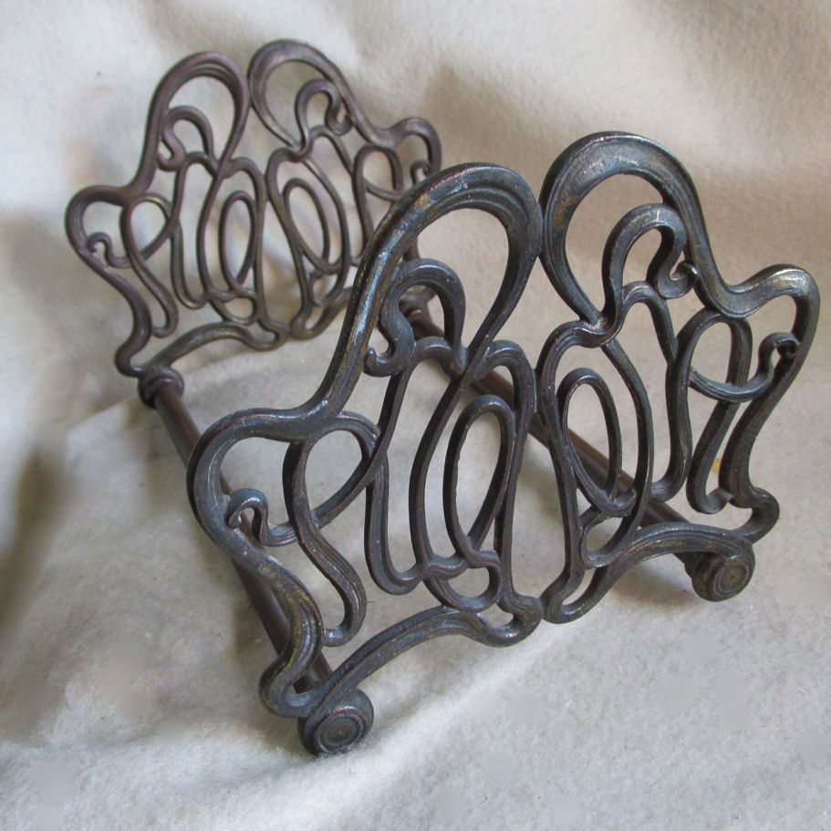 Art Nouveau Bookends with Sinuous Design (1 of 3)
