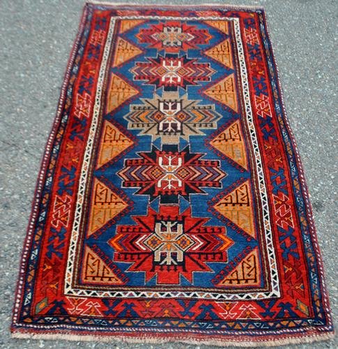 RICH AND LIVELY COLORED HAND WOVEN PERSIAN SARAB (1 of 4)