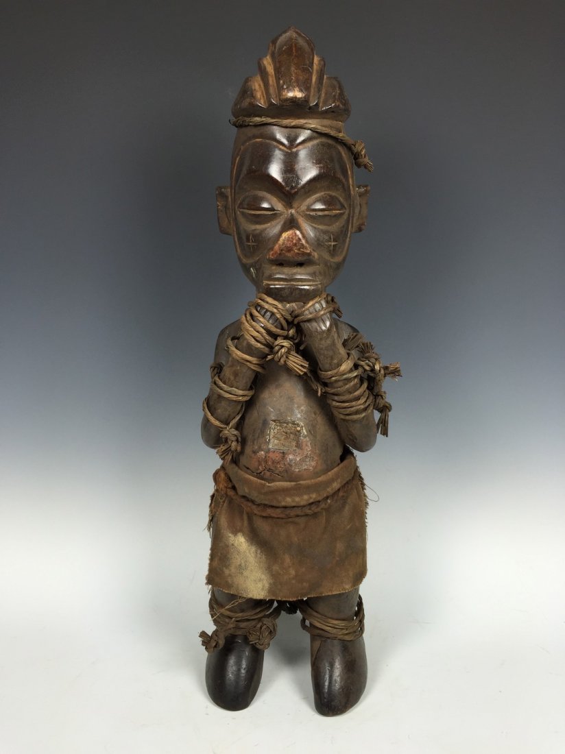 YAKA STATUE (1 of 4)