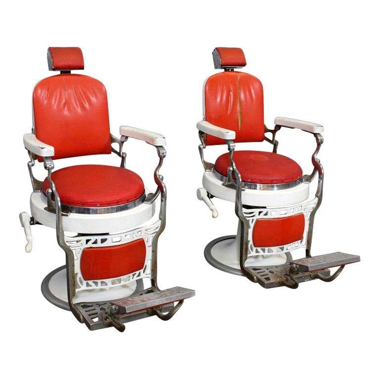 Last Chance by LiveAuctioneers Italian Furniture Auction (Seating)