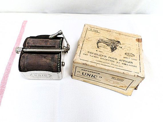 French Antique Razor Blade Sharpenener Unic with the (1 of 5)
