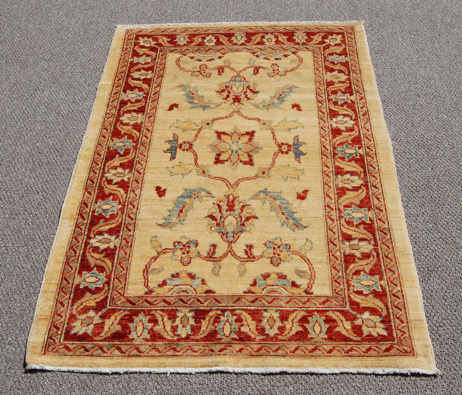 GORGEOUSLY CONTRASTED AFGHAN ZIGLER RUG (1 of 4)