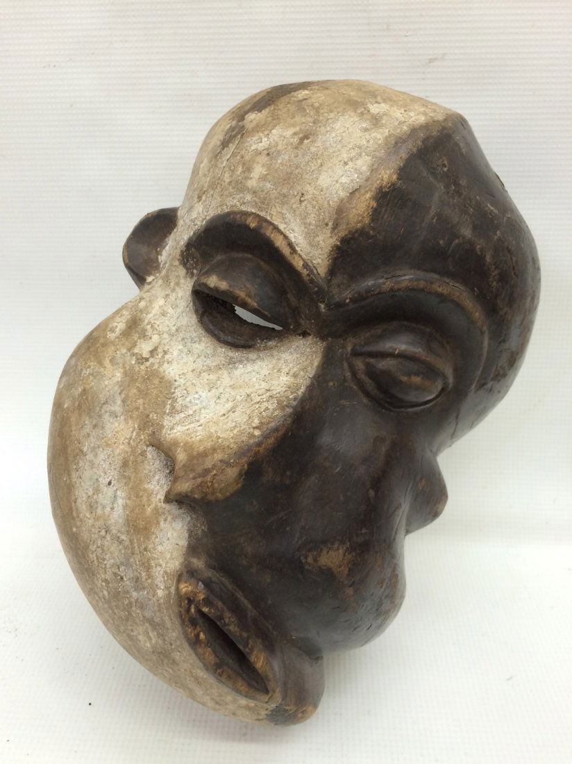 Pende Mask (1 of 4)