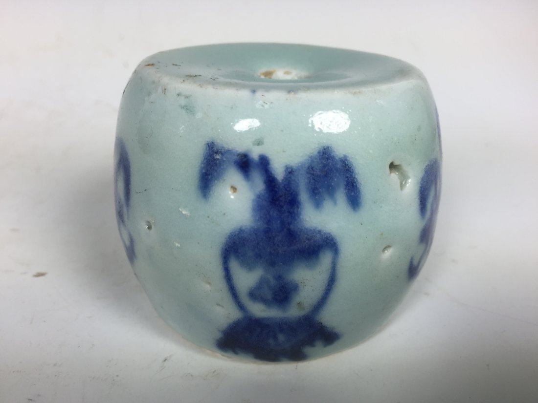 Blue And White Round Incense Burner: Chinese Art Blue And White Round Incense Burner 2.5"h x 3"w Shipping Domestic: Shipping rates are determind by destination. International: Foreign shipping rates are determined by destination. Locatio