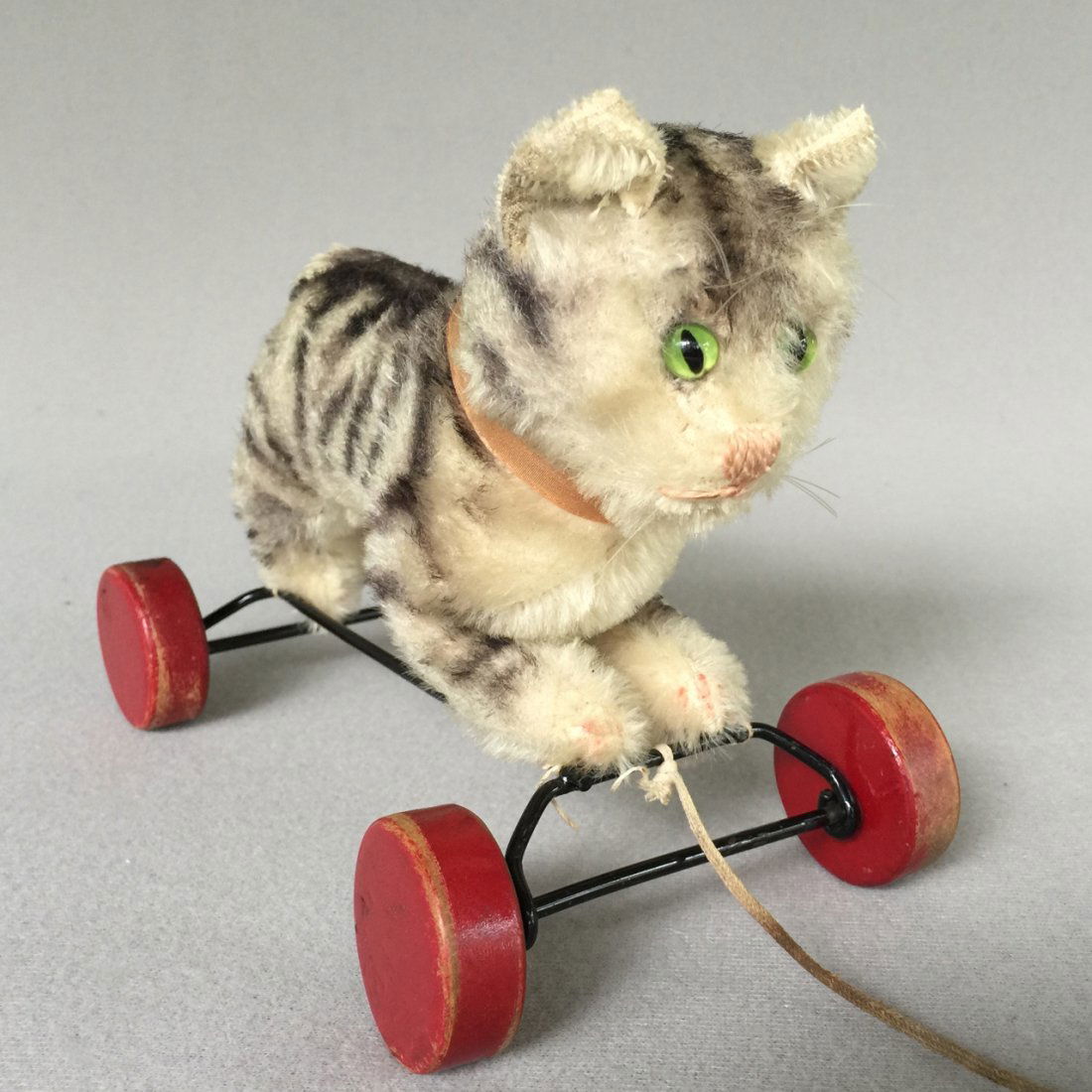 Steiff Pull Toy Kitten (1 of 3)