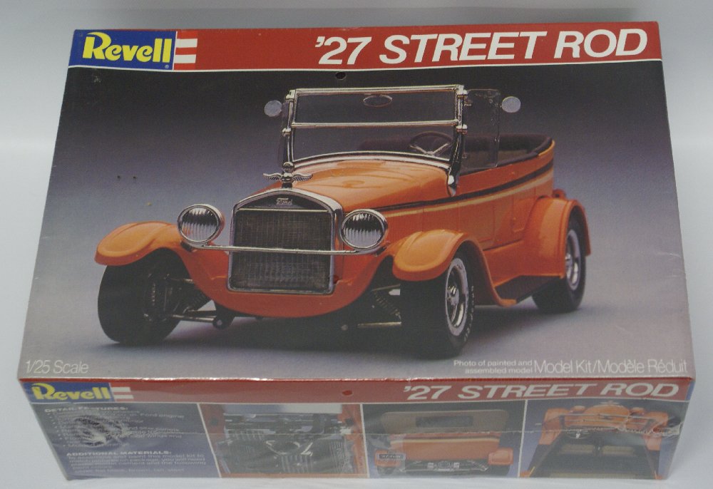 Vintage 1982 REVELL 1927 Ford Model T Touring STREET: Vintage 1982 REVELL 1:25 Scale 1927 Ford Model T Touring STREET ROD Unbuilt Car Model Kit Factory sealed in the original box. Features detailed custom chassis, detailed V-8 289 cu. In. Ford engine, tu