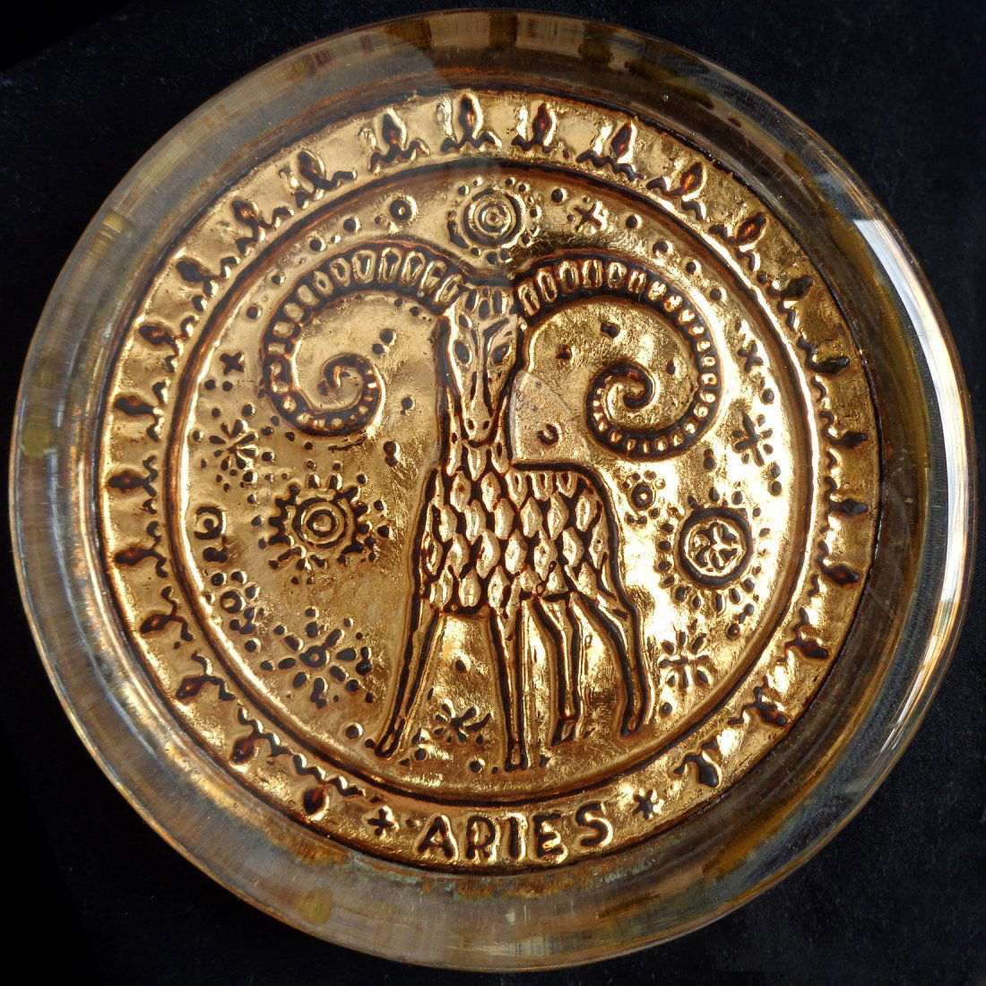 Murano Aries Gold Leaf Paperweight (1 of 3)