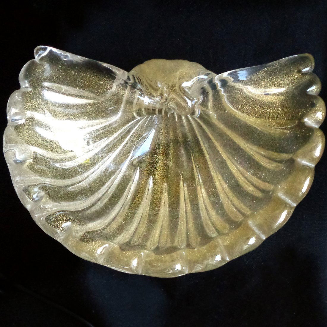 Murano Gold Flecks Ring Shell Dish (1 of 3)