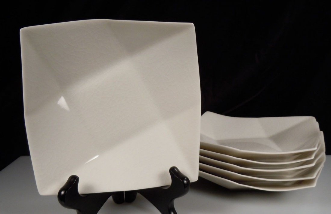 Bernardaud Limoges 6 Crackle Glaze Bowls Plates: Set of six square shaped plates or bowls by Bernaraud, very similar to the Cavanna pattern but in an off white color with a crackle glaze. They each measure 6.5" square and are in new condition, never
