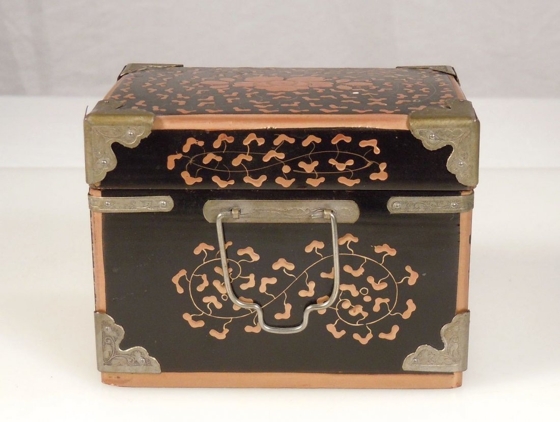 Antique Japanese Lacquer Ware Wood Box (1 of 4)
