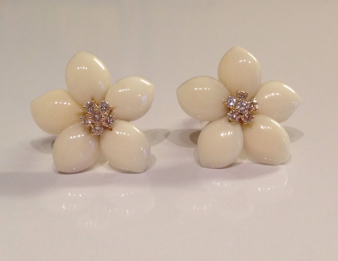 Van Cleef & Arpels 18K Gold Diamond Earrings (1 of 5)