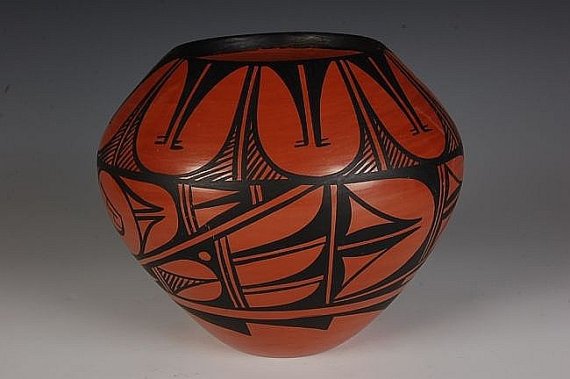 Native American Pottery Red : Jemez Polished Red Pot, (1 of 1)
