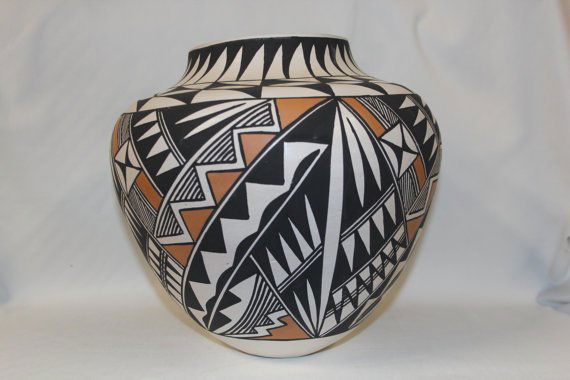 Acoma Pottery : Beautiful Native American Acoma Pottery (1 of 1)