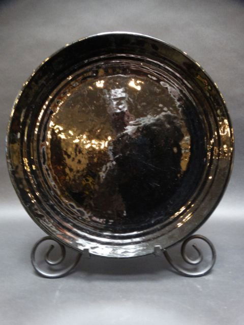 Bauer Black Ringware Charger (1 of 3)