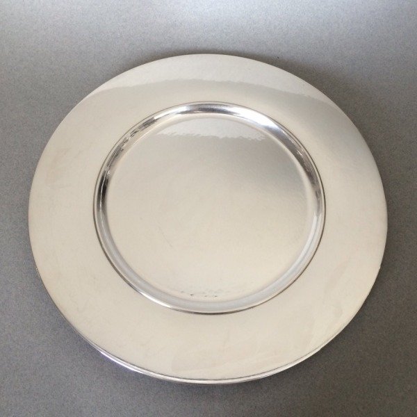 Georg Jensen Sterling Silver Complete Set of 14 Service: Georg Jensen Sterling Silver Complete Set of 14 Service Plates by Johan Rohde. Each one with a beautiful hand hammered surface. Rare to find in a large set, these 11" service plates are very heavy hav