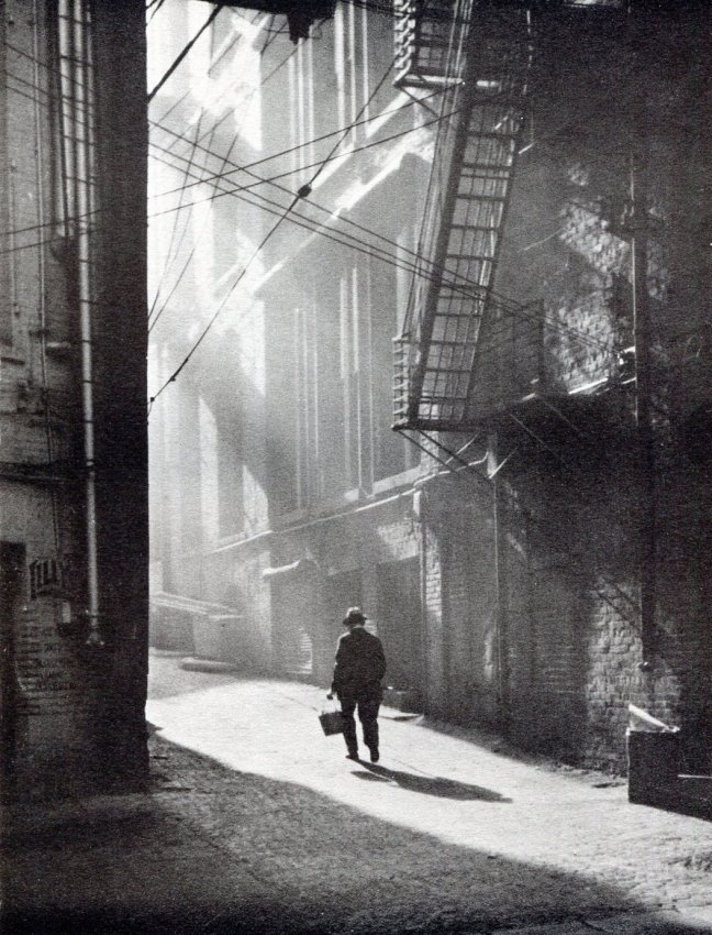 Matsuki, K - Sunlight in the morning: 1929 Vintage Collotype by the Meriden Gravure Co., U.S.A. - Image size 7" X 8.5" Shipping Domestic: $15 shipping within the Continental USA. International: Additional shipping charges will apply. Loca