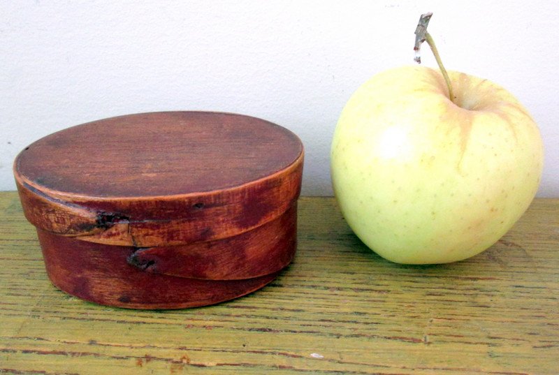 Small Painted Oval Pantry Box (1 of 7)