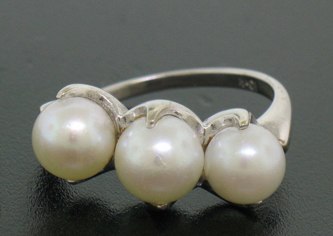 Vintage 14k Solid White Gold Pearl Band Ring (1 of 6)