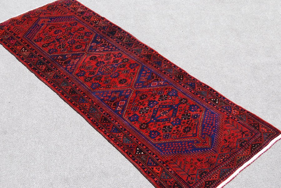VERY RARE HANDMADE PERSIAN HAMEDAN RUNNER (1 of 5)