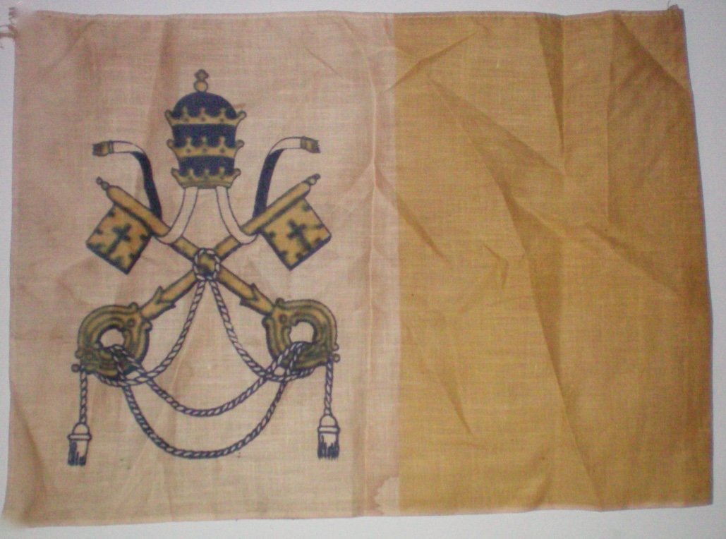 WWII Era 18” Vatican Pope Flag: Good Condition: WWII Era Vatican Pope Flag Condition good. Measures: 18" x 12". No Reserve Buyer pays shipping. This item ships from Atlanta, GA