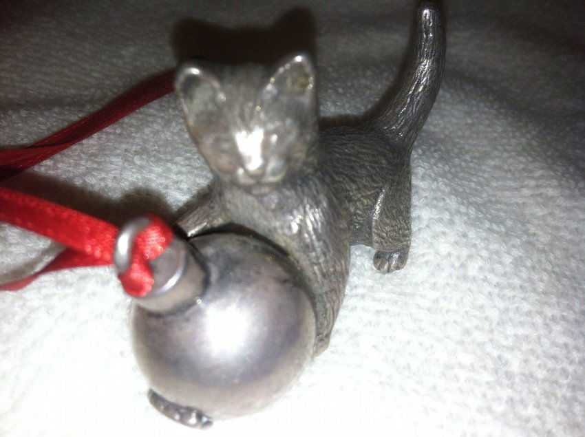 1993 Silver Neiman-Marcus Cat Christmas Ornament (1 of 4)
