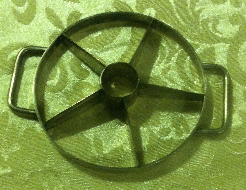 All Silver Apple Corer/Slicer made in the Netherlands (1 of 3)