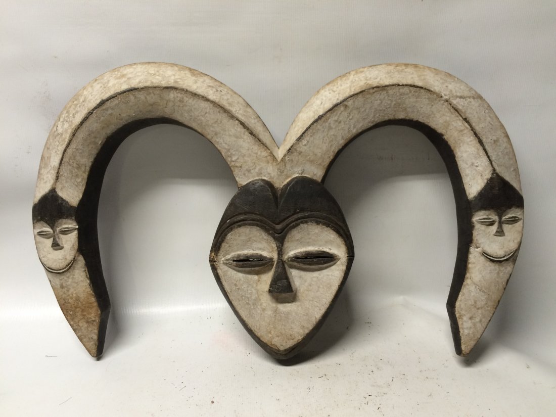 Large Kwele Mask (1 of 5)
