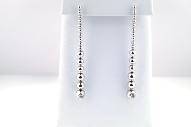 Cartier Dangeling Earrings (1 of 3)