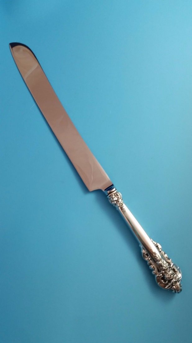 Grande Baroque Wallace Sterling Wedding Cake Knife (1 of 3)