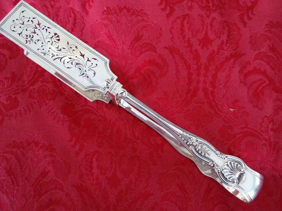 English Sterling Yoke Style Asparagus Serving Tong 1897 (1 of 4)