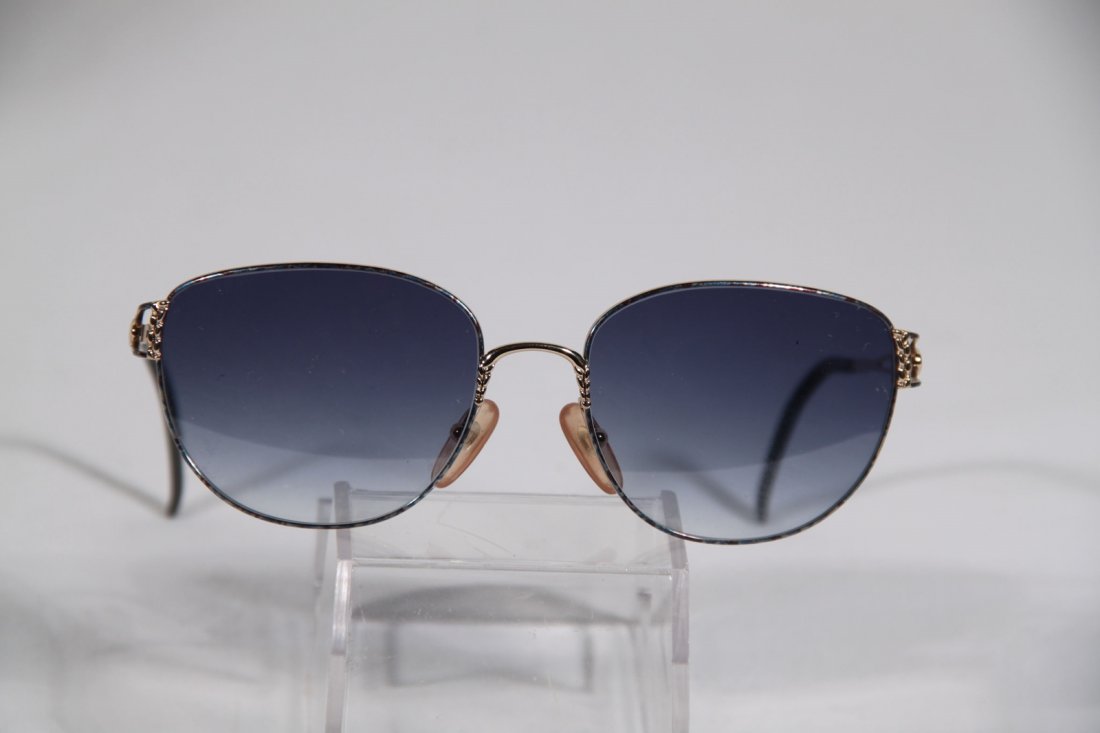 CHRISTIAN DIOR Auth Vintage Gold Metal SUNGLASSES Mod (1 of 10)