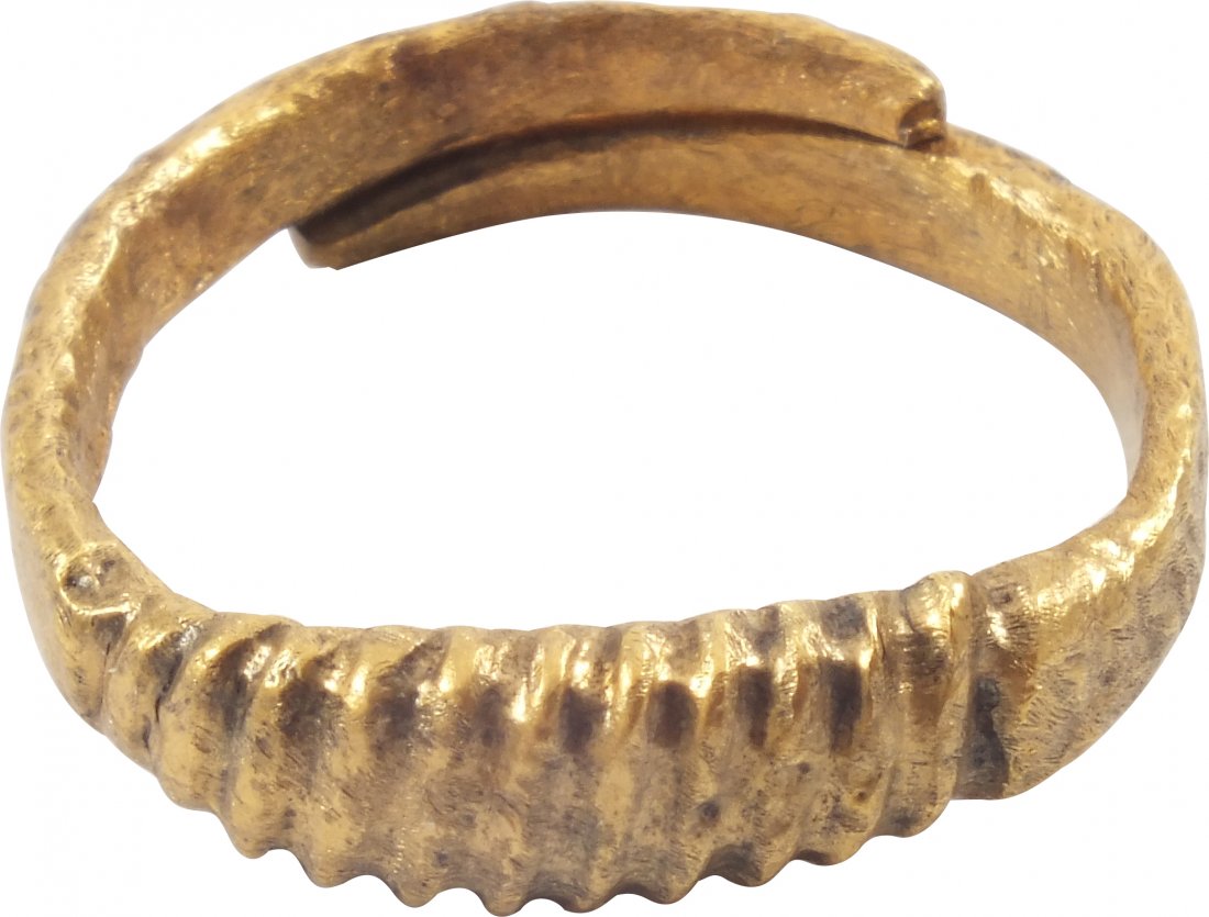 VIKING MAN'S RING SZ 12 3/4 (1 of 3)