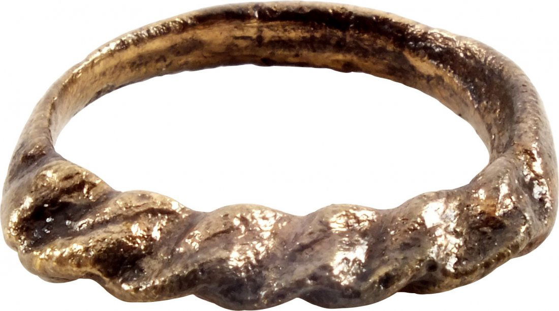 VIKING TWISTED RING C.850-1050 A.D. SZ 7 1/4 (1 of 3)