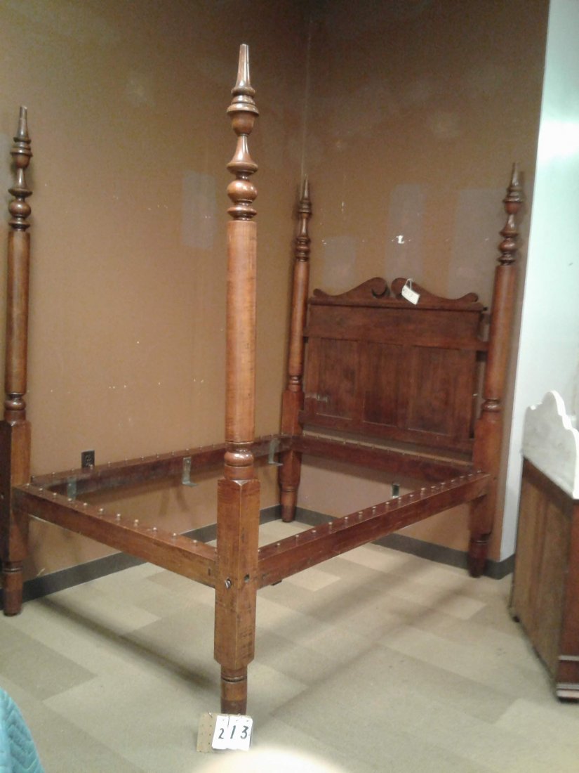 1830s HighTiger&Maple Poster Bed from baldwinsville NY: 1790-1830 American high post solid tiger maple huge canopy poster bed{no canopy} MUST SEE from a one of Baldwinsville NY early founding families. Put together 78"L x 59 1/2"W