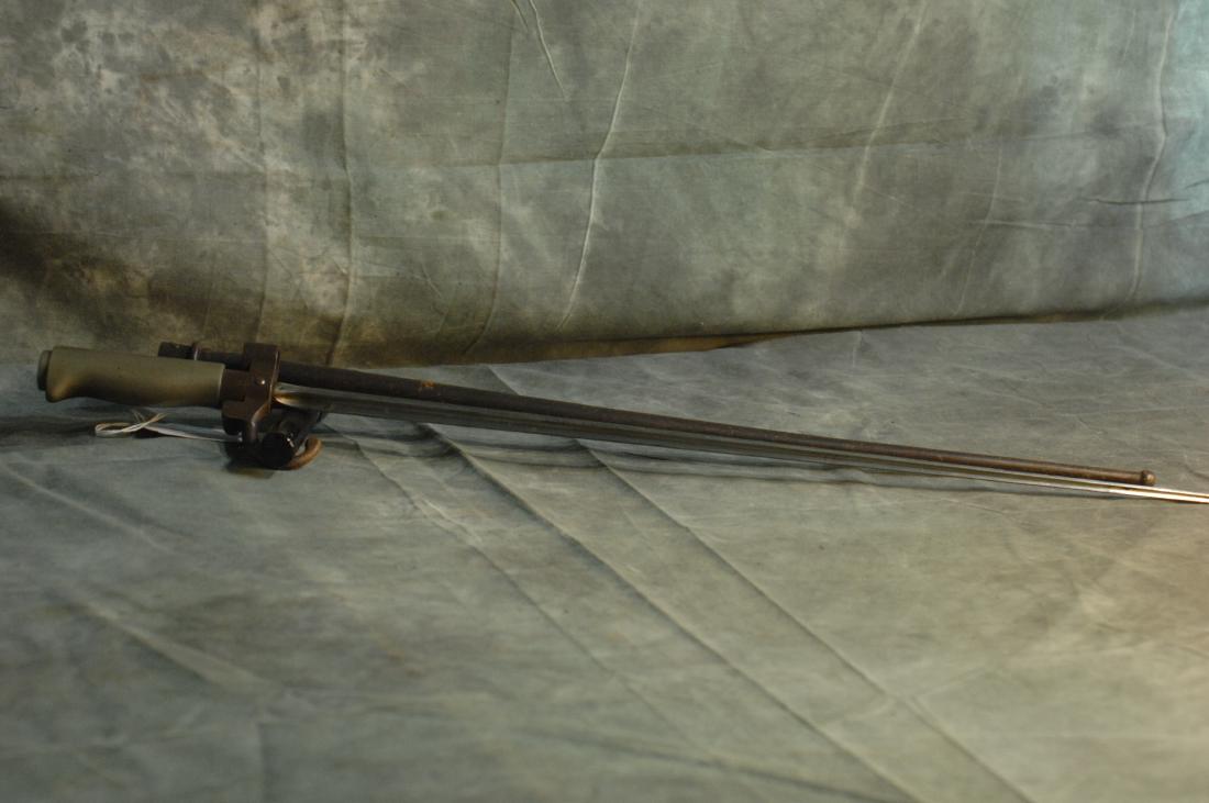European: Spike bayonet with metal sheath, 20 1/2" length