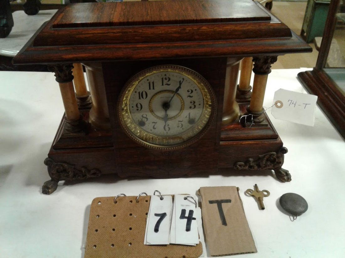 Seth Thomas Marbleized Mantle Clock With Pillars: Estate 1890s Seth Thomas Marbleized mantle clock with pillars. We do no know if it works, but it chimes so might be working? Key & Pendulum are with clock. Excellent condition, original finish-17"W x
