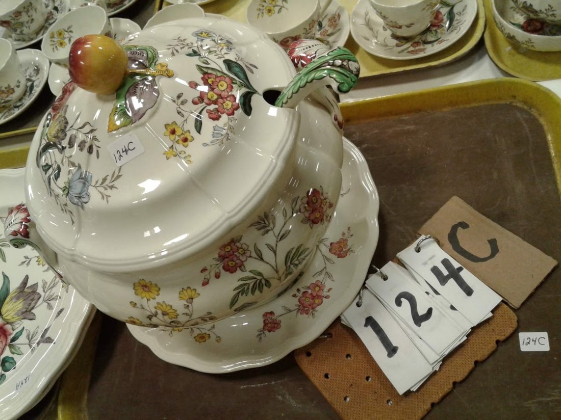 Copeland Spode Gainsborough-Rare Covered Soup Bowl: This rare collection of Copeland Spode Gainsborough Pattern China was collected for 3 generations of Doctors in the 1,000 Islands of N.Y. The condition on almost every piece is in mint, mint condition