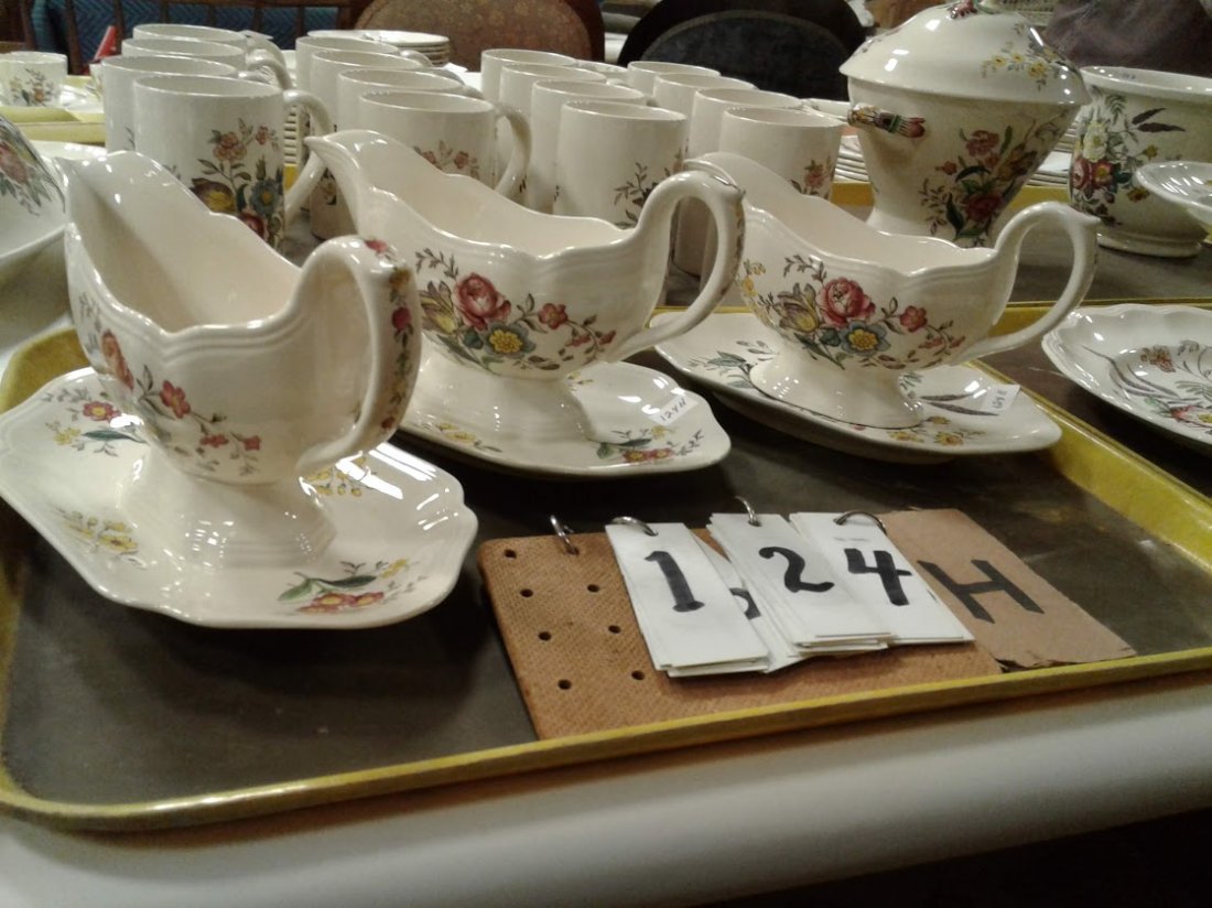 Copeland Spode Gainsborough-Gravy Boats w/Plates: This rare collection of Copeland Spode Gainsborough Pattern China was collected for 3 generations of Doctors in the 1,000 Islands of N.Y. The condition on almost every piece is in mint, mint condition