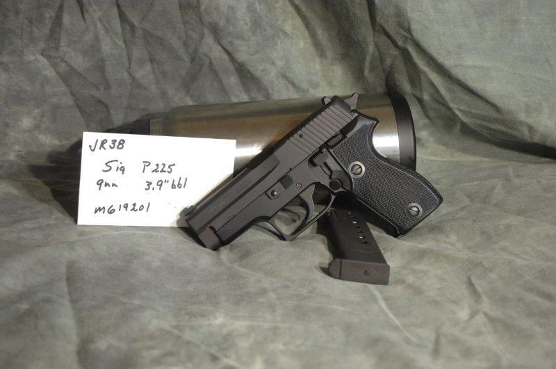 SIG, P225: 9 MM, 3.9 Barrel, Blue, SerNo--M619201Original box, paperwork included
