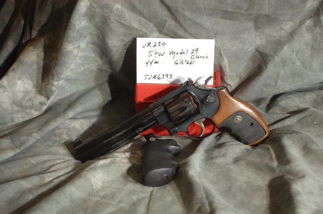 SMITH & WESSON, 29: 44 Magnum, 6.5 Barrel, Blue, two sets of grips, SerNo--TJA6393