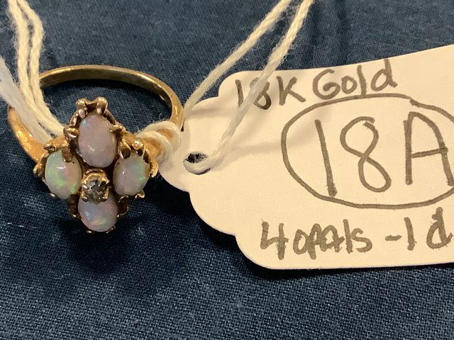 18K Gold Opal and Diamond Ladies Ring (1 of 1)