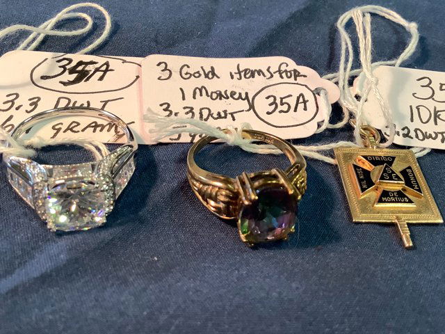 (3) Gold Jewelry Items (1 of 1)